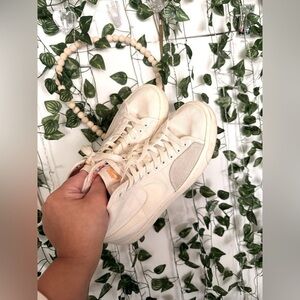 Nike SB BLZR Court Mid Sail White